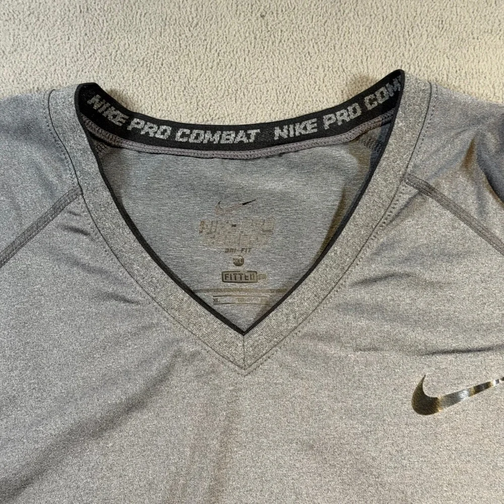 Nike Pro Combat Mens XL Gray Dri-FIT Fitted Long Sleeve V-Neck Training Shirt